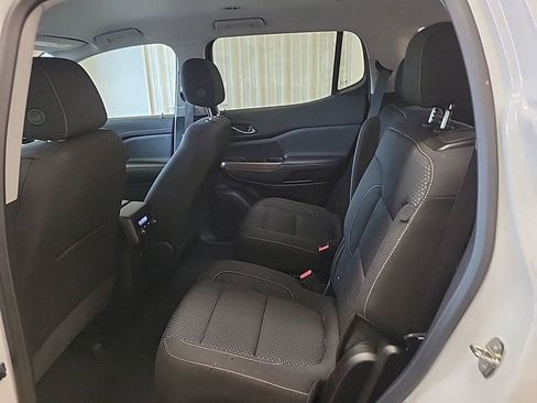 Used 2023 GMC Acadia SLE w/ Driver Convenience Package image 13