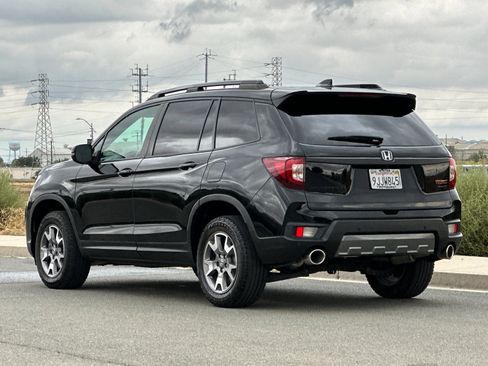 Used 2023 Honda Passport TrailSport image 6