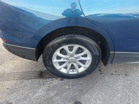 Used 2020 Chevrolet Equinox LT image 22