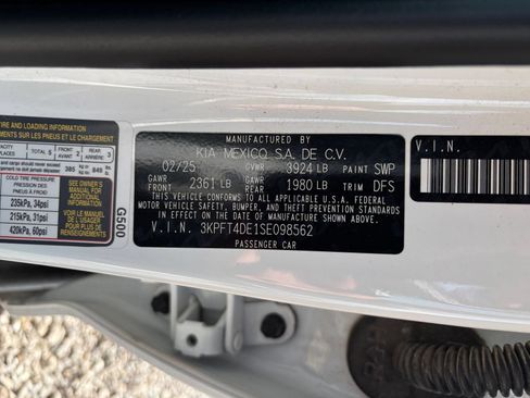 Used 2025 Kia K4 FWD image 29