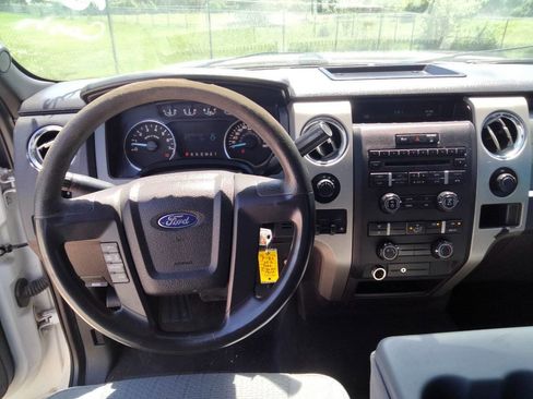 Used 2012 Ford F150 XLT w/ Trailer Tow Pkg image 16