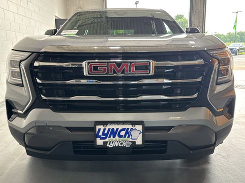 Used 2026 GMC Terrain Elevation AWD/4WD image 8