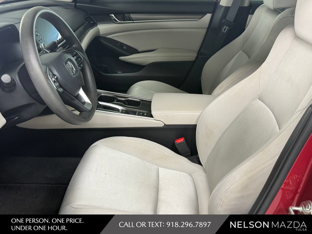 Used 2018 Honda Accord LX image 16