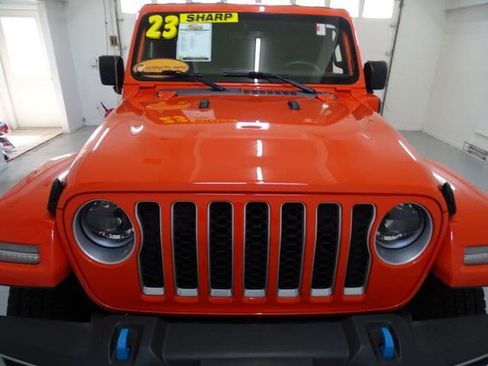 Certified 2023 Jeep Wrangler Unlimited Sahara AWD/4WD image 23