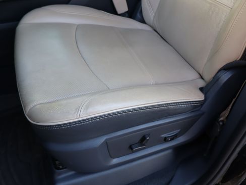 Used 2021 RAM 2500 Limited AWD/4WD image 22