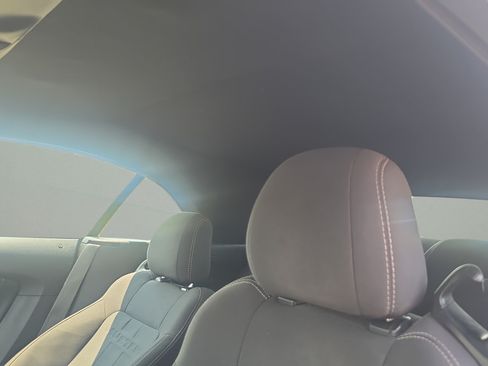 Used 2019 Ford Mustang Convertible RWD image 14