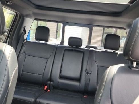 Used 2022 Ford F150 Lariat w/ Equipment Group 502A High AWD/4WD image 23
