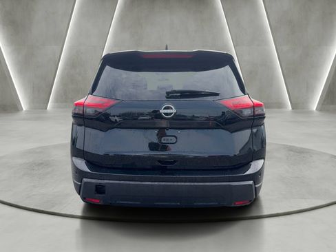 Used 2025 Nissan Rogue SV AWD/4WD image 6