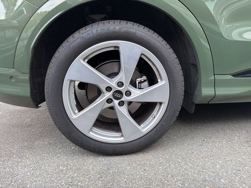 Used 2025 Audi Q5 Prestige AWD/4WD image 9