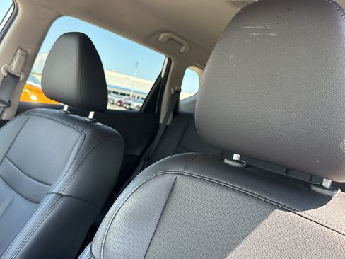 Used 2019 Nissan Rogue SL AWD/4WD image 27