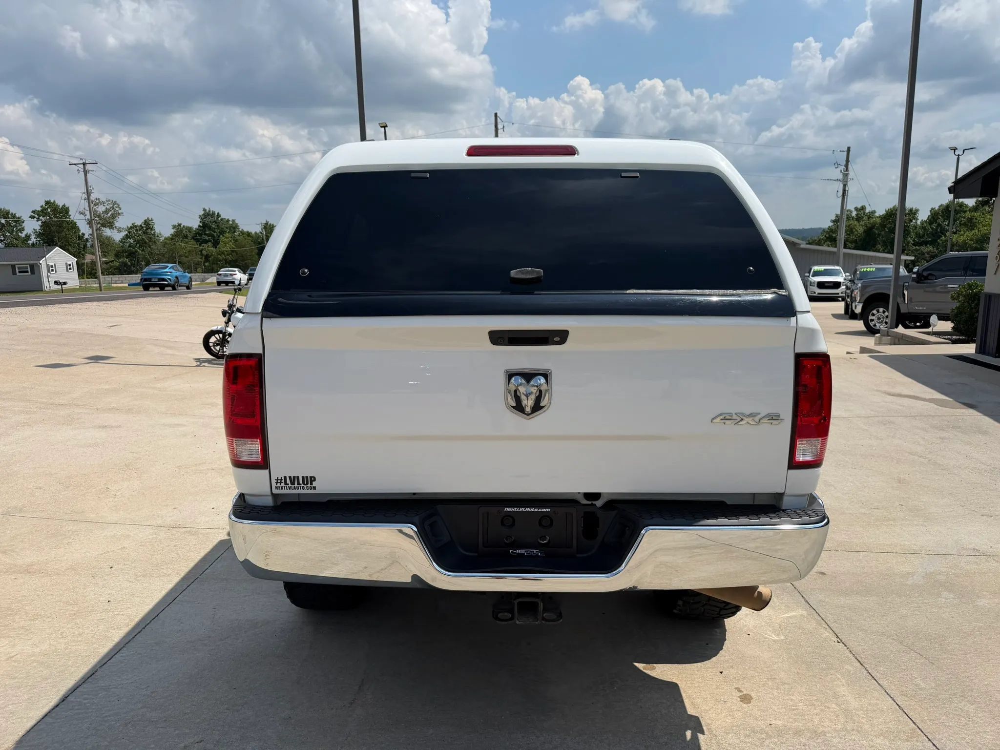 Used 2018 RAM 3500 Tradesman w/ Chrome Appearance Group AWD/4WD image 8
