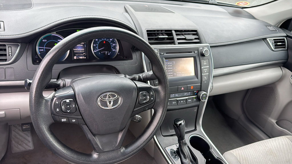 Used 2016 Toyota Camry LE FWD image 12