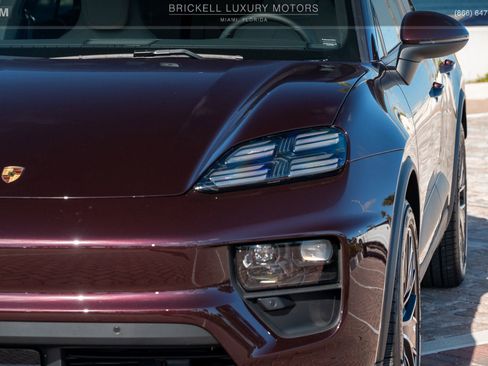 Used 2025 Porsche Macan 4 Electric image 53