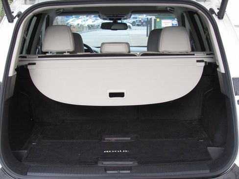 Used 2023 Nissan Rogue SL image 21