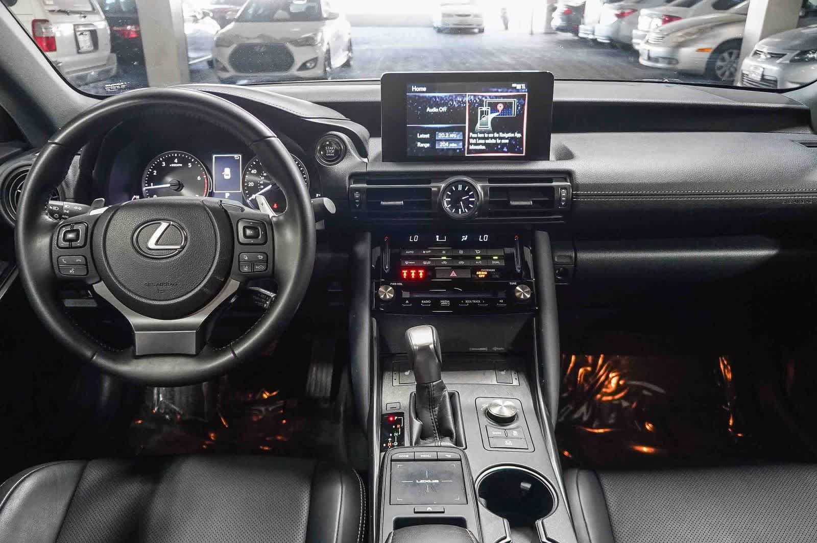 Used 2024 Lexus IS 300 F Sport RWD image 12