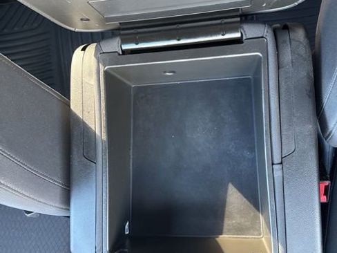 Used 2023 Chevrolet Silverado 1500 Custom image 26