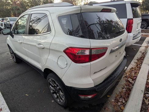 Used 2019 Ford EcoSport Titanium image 4
