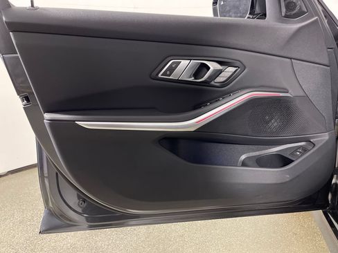 Used 2021 BMW 330i xDrive Sedan AWD/4WD image 19