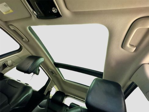 Used 2023 Kia Sportage SX image 23