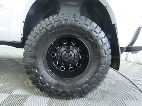 Used 2024 RAM 3500 Limited image 32