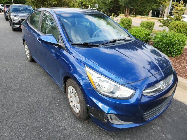 Used 2016 Hyundai Accent SE w/ Option Group 02 FWD image 4