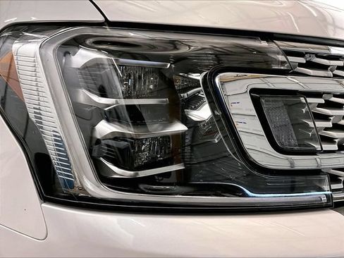Used 2019 Ford Expedition Platinum AWD/4WD image 29