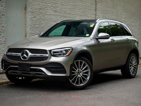 Used 2021 Mercedes-Benz GLC 300 w/ AMG Line image 2
