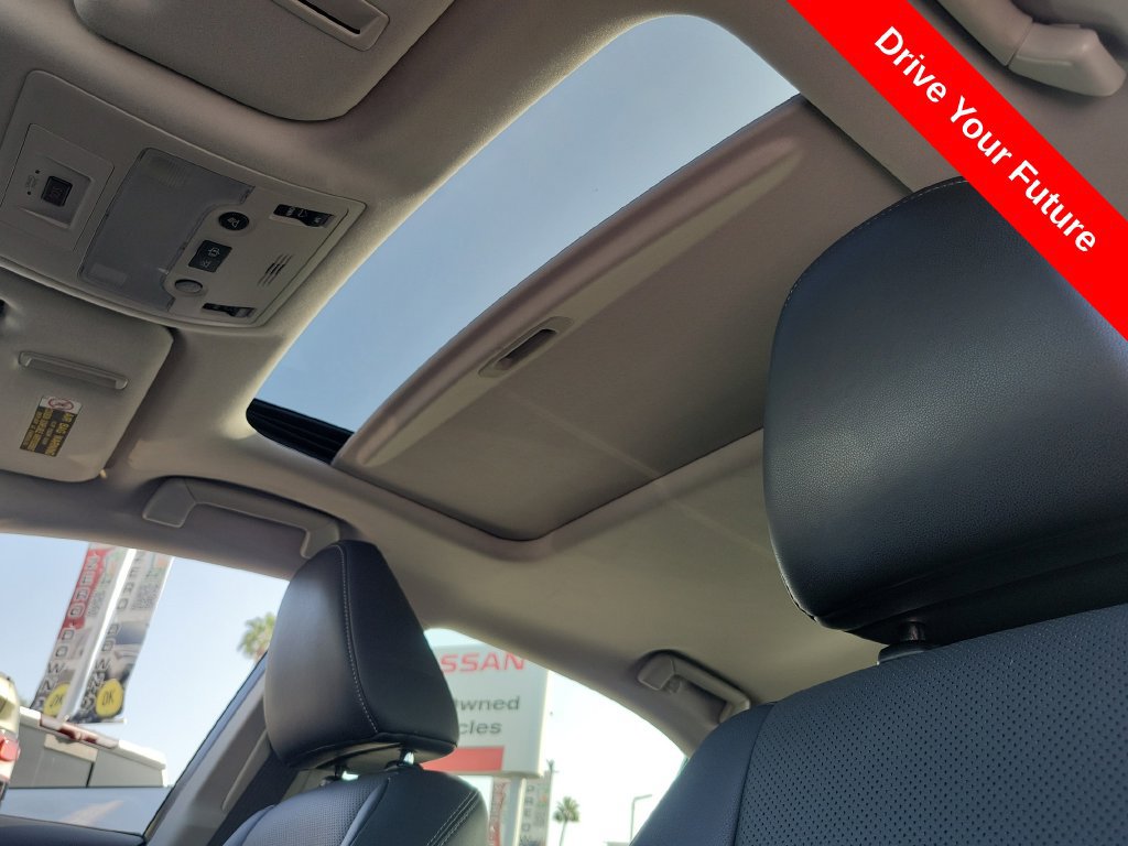 Used 2014 Lexus IS 250 w/ Navigation Package RWD image 19