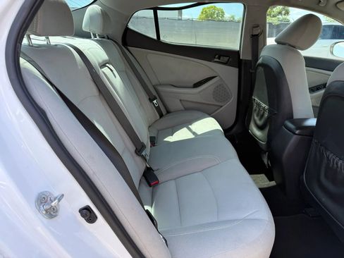 Used 2013 Kia Optima LX FWD image 20