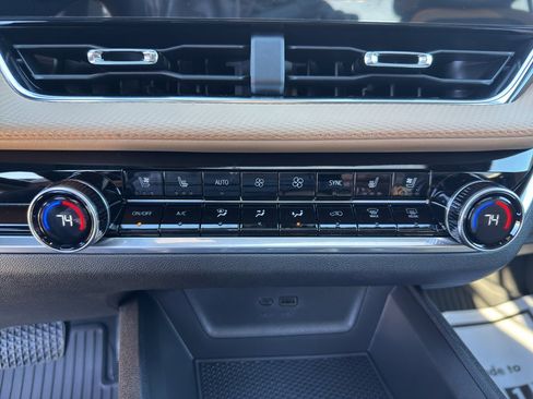 New 2026 Chevrolet Equinox ACTIV w/ Convenience Package III image 12