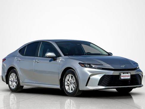 Certified 2025 Toyota Camry LE image 7