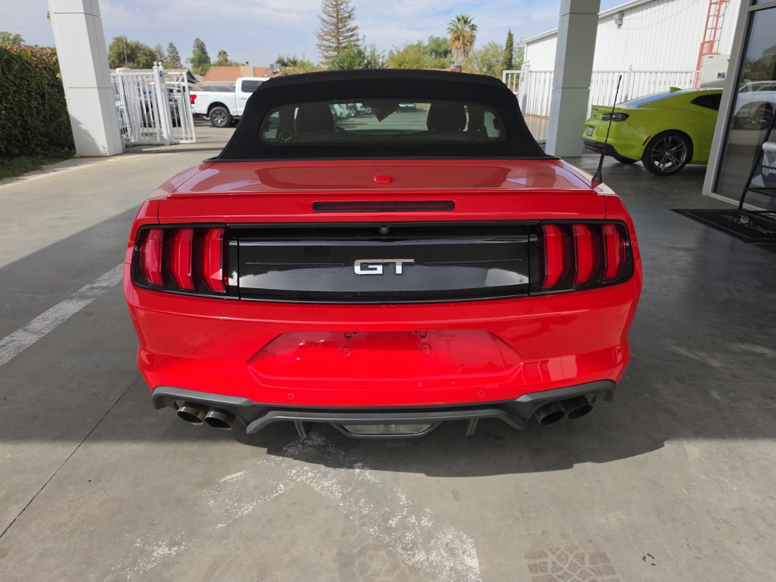 Used 2022 Ford Mustang GT Premium RWD image 5