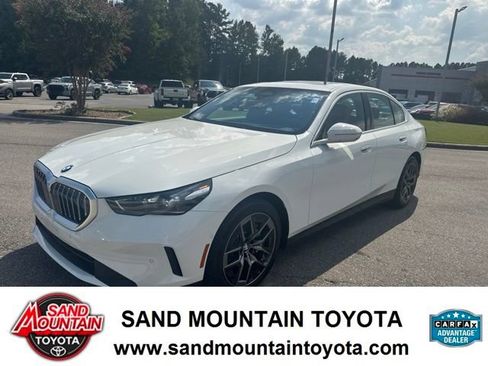 Used 2026 BMW 530i RWD image 6