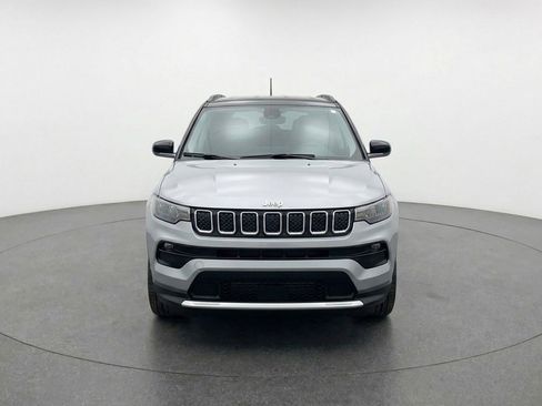 Used 2025 Jeep Compass Limited image 2