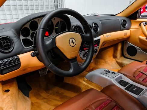 Used 2001 Ferrari 360 Spider RWD image 3