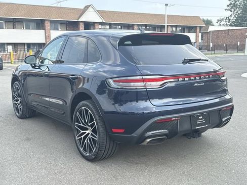 Used 2022 Porsche Macan AWD/4WD image 38