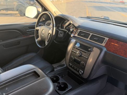 Used 2013 GMC Yukon XL SLT image 10