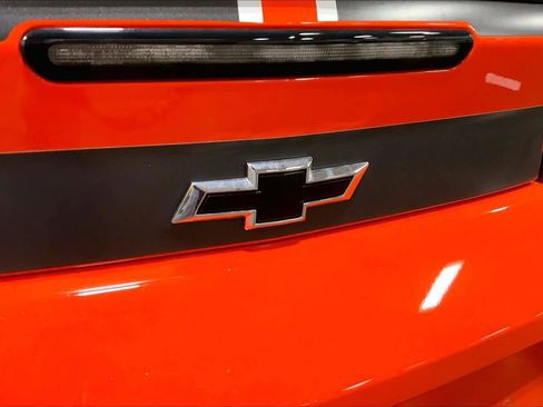 Used 2018 Chevrolet Camaro SS w/ Hot Wheels Edition image 25