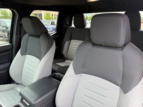 Used 2025 Toyota Tacoma TRD Off-Road image 10