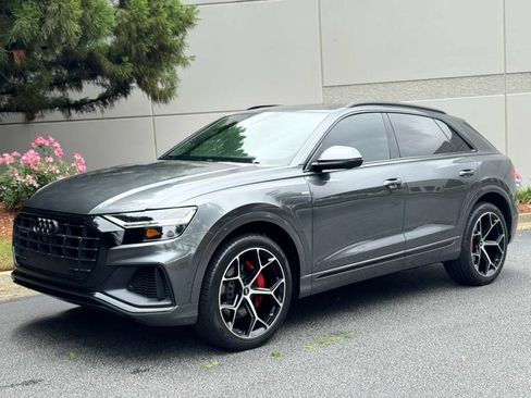 Used 2020 Audi Q8 Premium Plus w/ Premium Plus Package AWD/4WD image 2