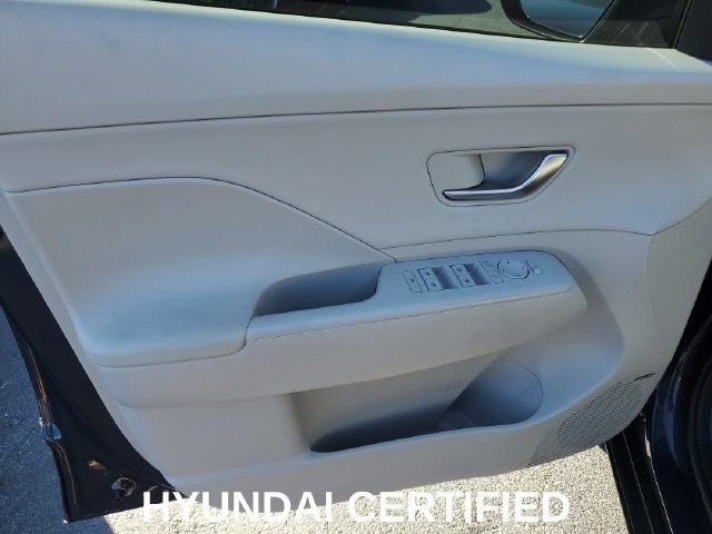 Certified 2024 Hyundai Kona Limited FWD image 19