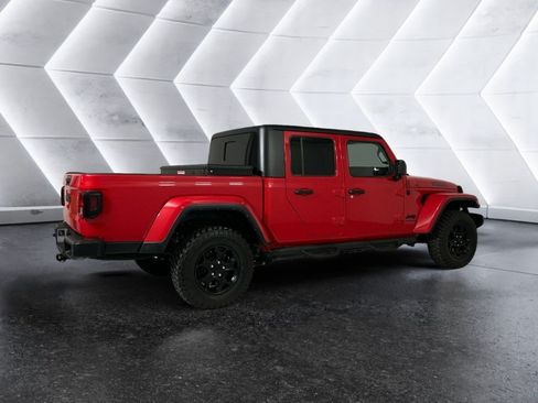 Used 2023 Jeep Gladiator Sport AWD/4WD image 4