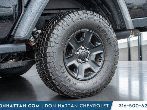 Used 2021 Jeep Gladiator Mojave w/ Cold Weather Group AWD/4WD image 46