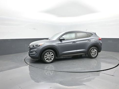 Used 2016 Hyundai Tucson SE w/ Option Group 02 image 4