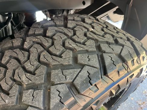 Used 2017 Ford F350 Platinum w/ Platinum Ultimate Package image 16