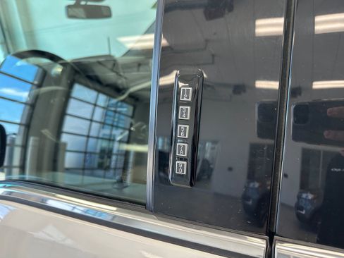 Used 2021 Ford F150 King Ranch AWD/4WD image 9