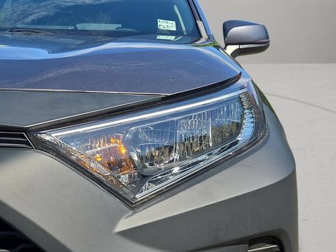 Used 2020 Toyota RAV4 XLE w/ All Weather Liner Package AWD/4WD image 24
