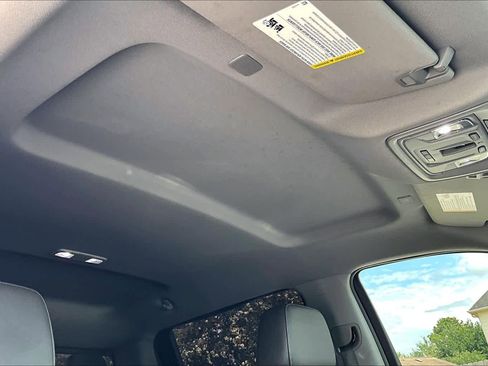 Used 2020 Chevrolet Silverado 1500 LTZ w/ LTZ Texas Edition AWD/4WD image 14