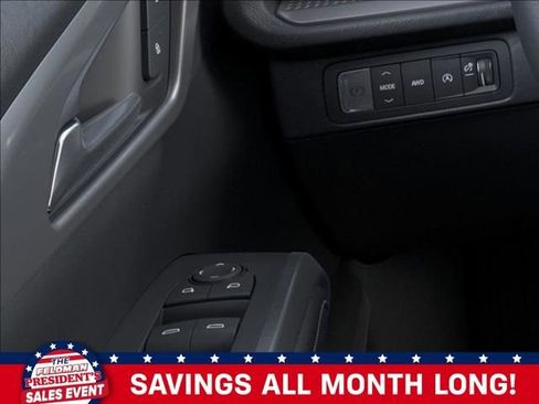 New 2026 Chevrolet Traverse LT w/ Sun and Wheel Package image 22