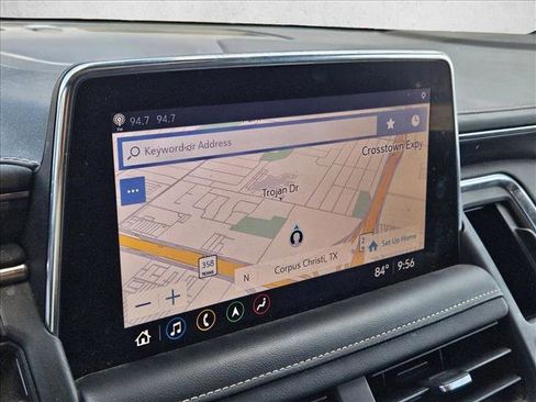 Used 2021 GMC Yukon XL SLT w/ SLT Premium Package image 11